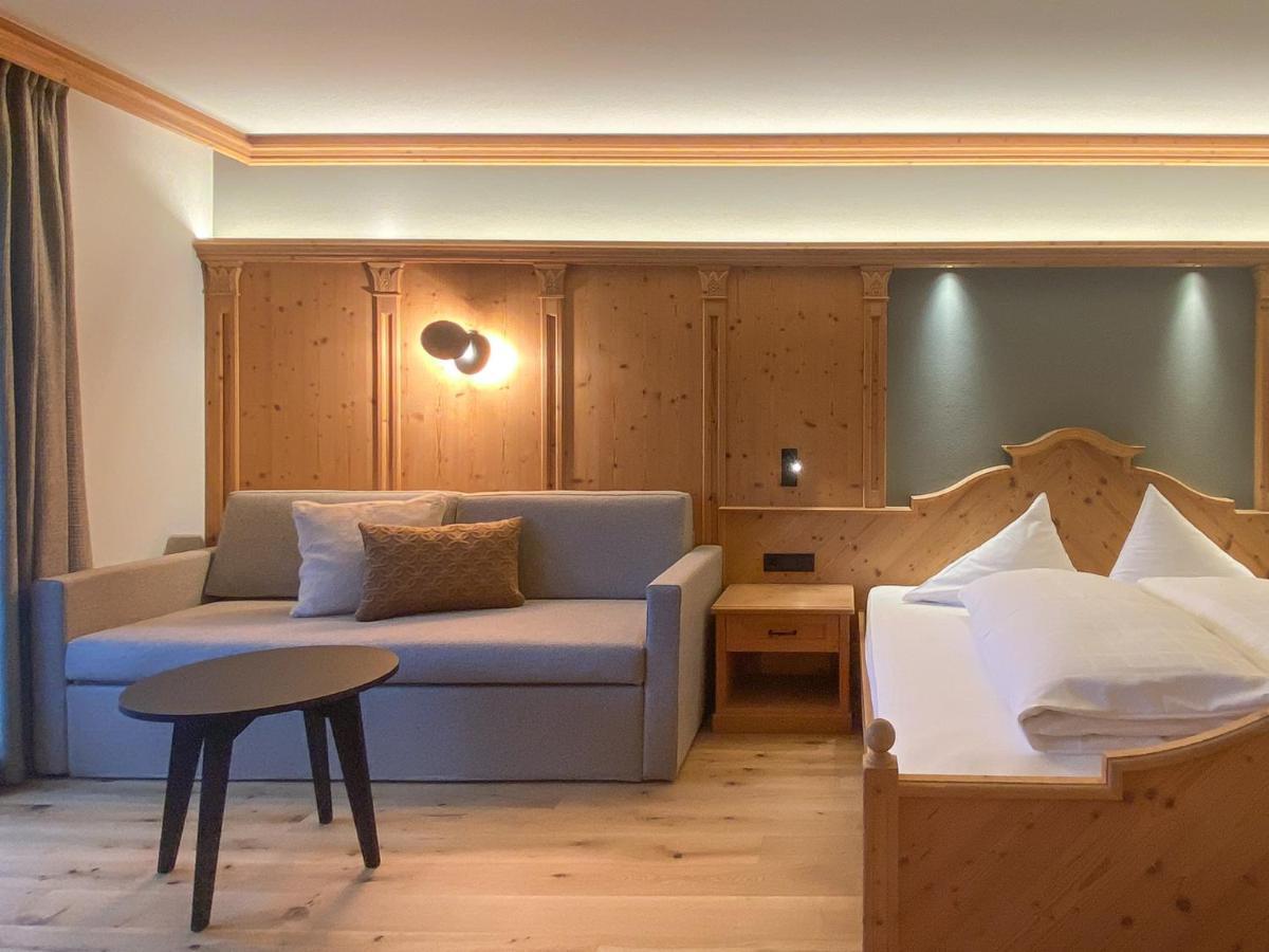 Hotel Gertraud Solda Bagian luar foto