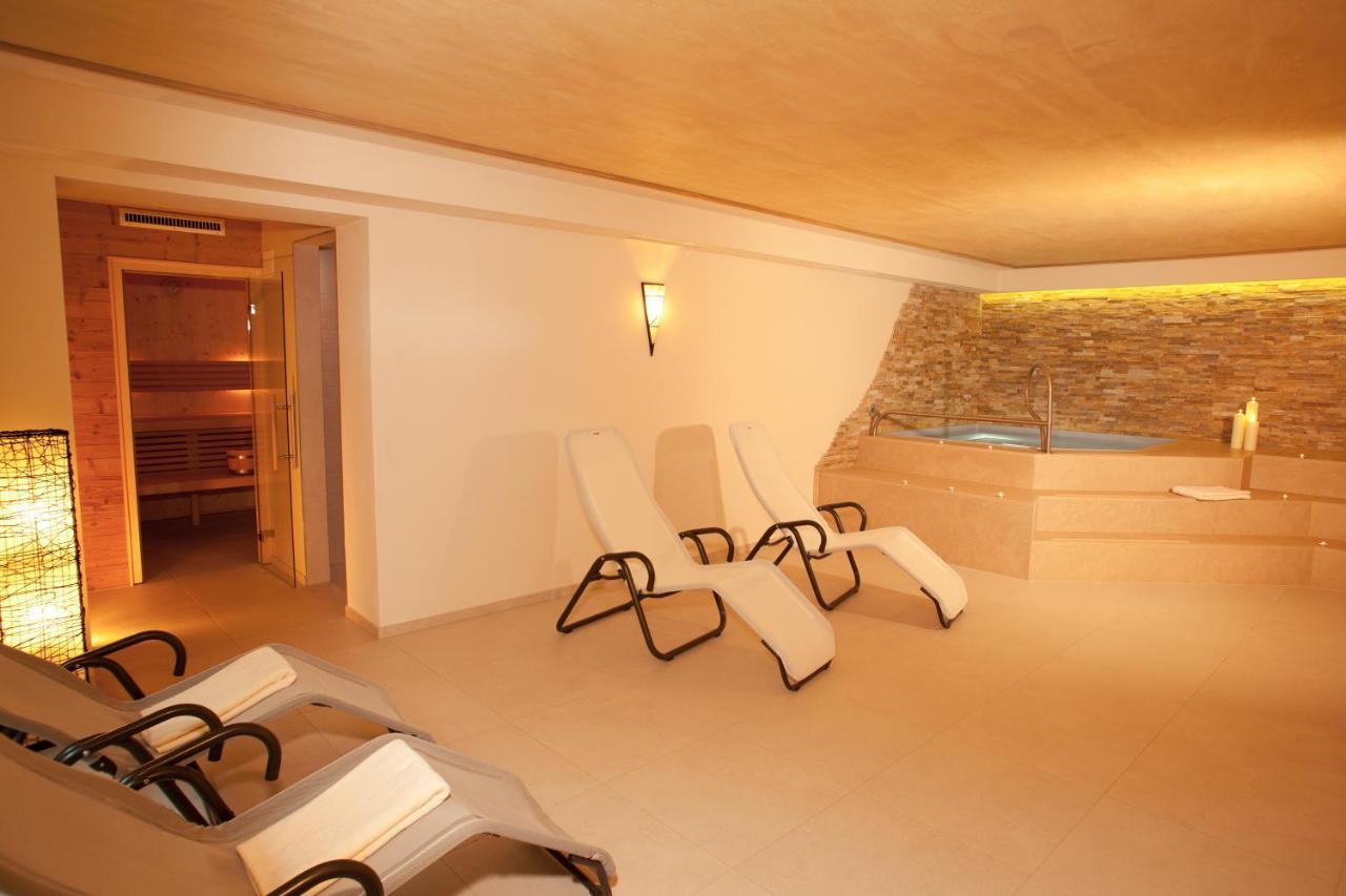 Hotel Gertraud Solda Bagian luar foto